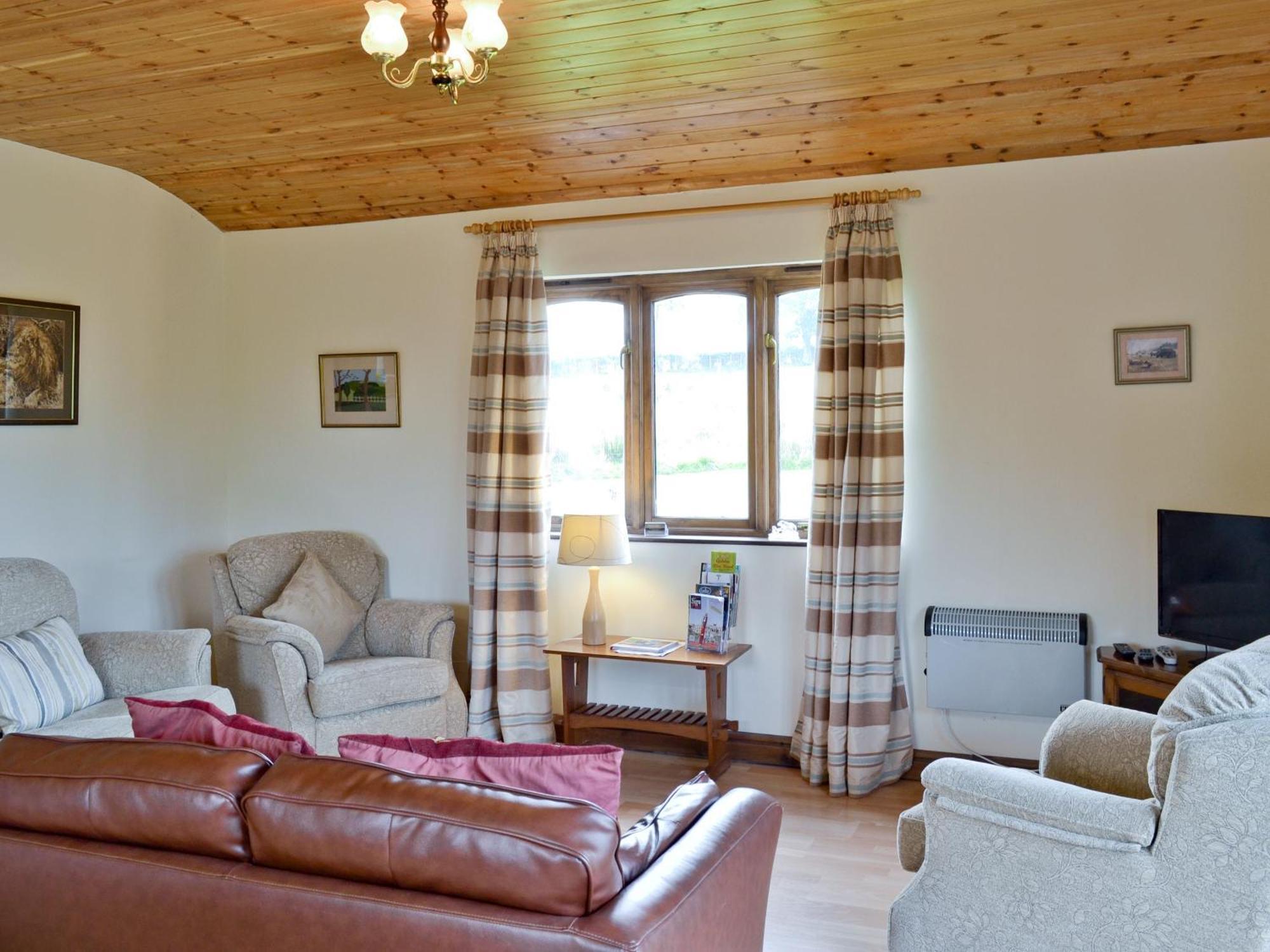 Woodside Lodge - Hw7520 Penybont Exterior foto